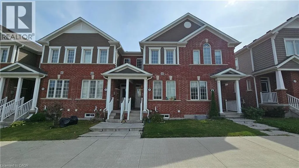 285 EQUESTRIAN Way