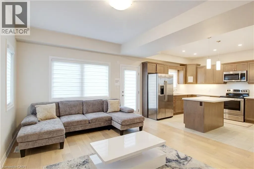 7387 SHERRILEE Crescent