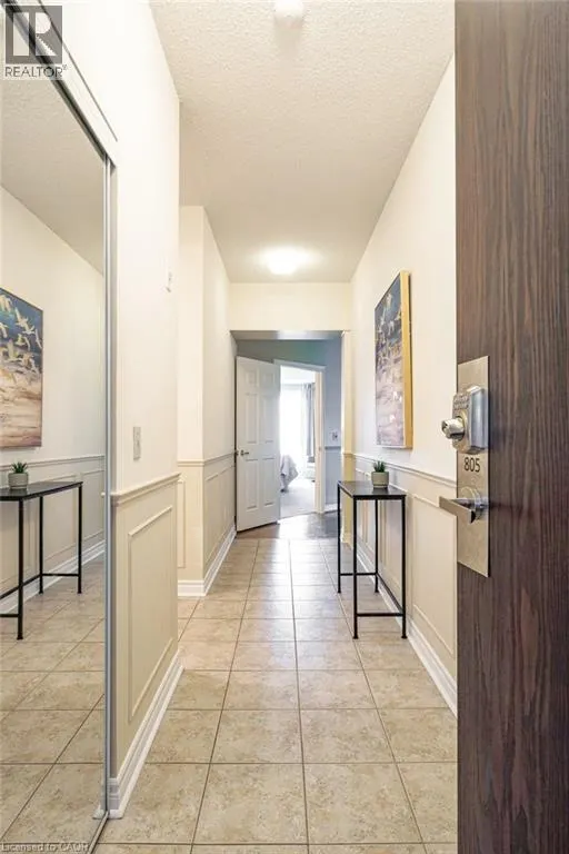 2000 CREEKSIDE Drive Unit# 805, #805