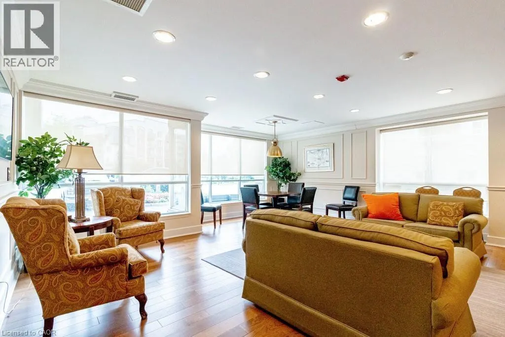 2000 CREEKSIDE Drive Unit# 805, #805