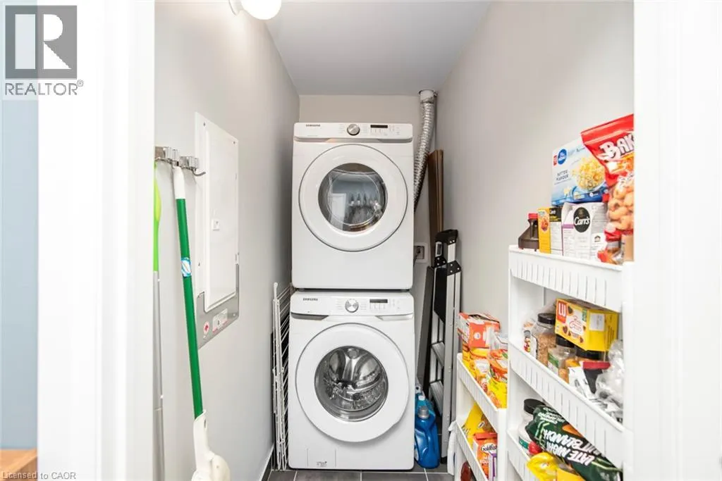 16 CONCORD Place Unit# 120, #120