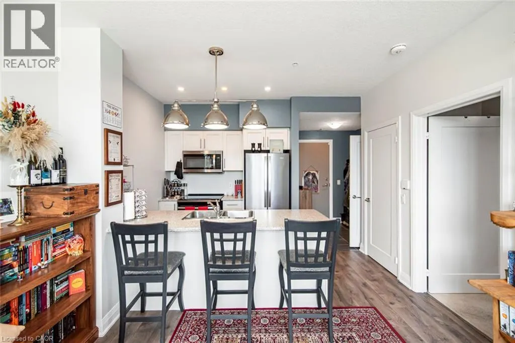 16 CONCORD Place Unit# 120, #120
