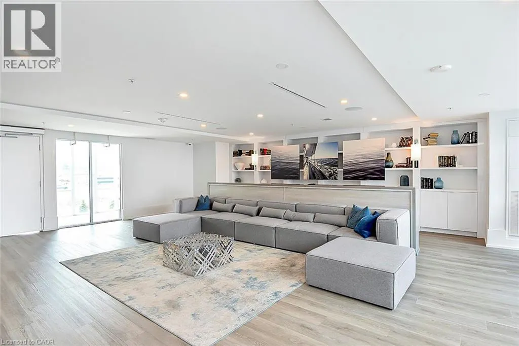 16 CONCORD Place Unit# 120, #120
