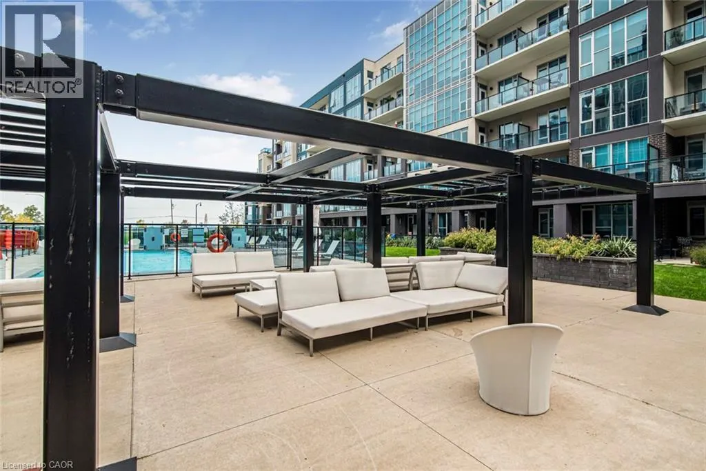 16 CONCORD Place Unit# 120, #120
