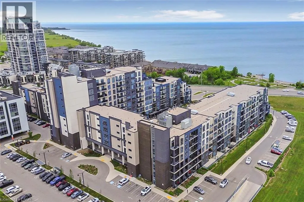 16 CONCORD Place Unit# 120, #120