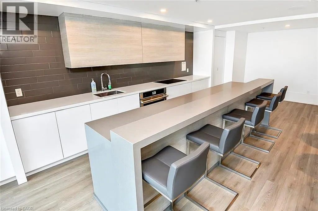 16 CONCORD Place Unit# 120, #120