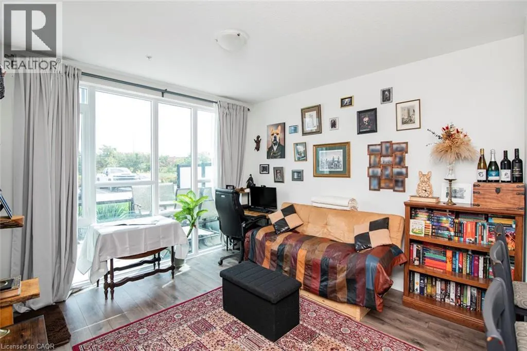 16 CONCORD Place Unit# 120, #120