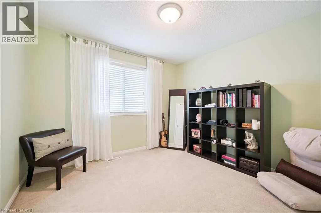 394 SAUVE Crescent