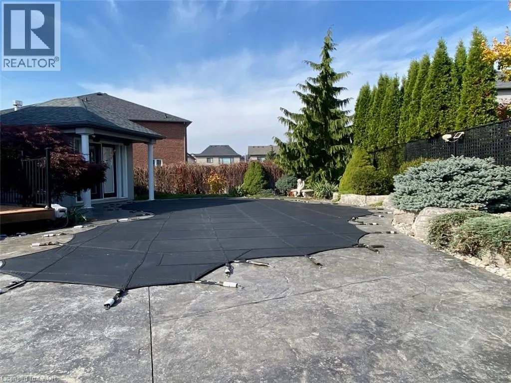 34 PENFOLD Court