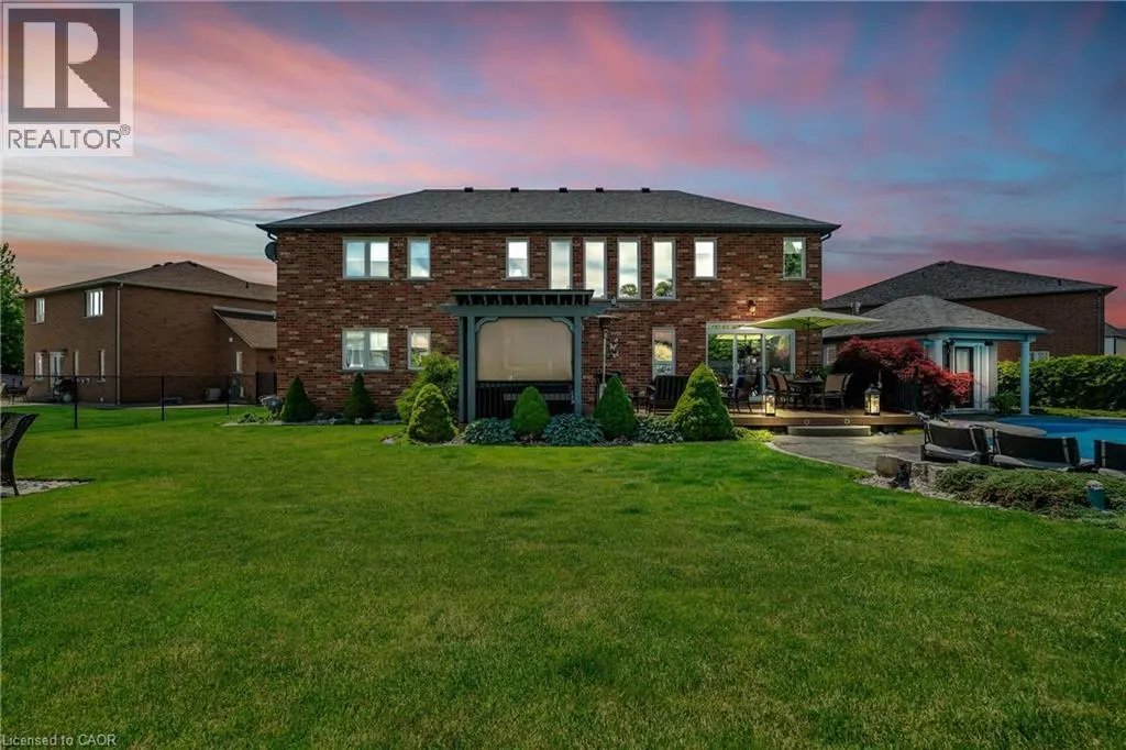 34 PENFOLD Court