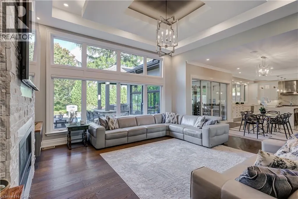 100 SENECA Drive