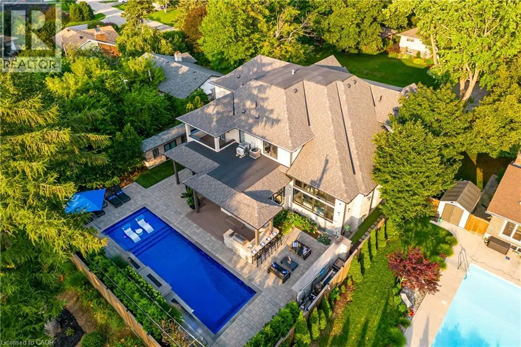 100 SENECA Drive