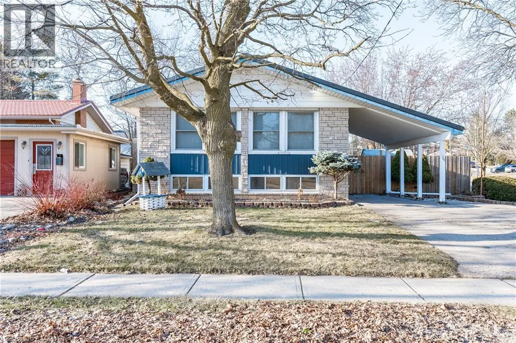 195 VILLAGE Road Unit# UPPER, #UPPER