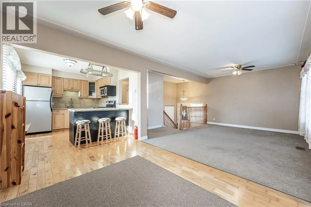 195 VILLAGE Road Unit# UPPER, #UPPER