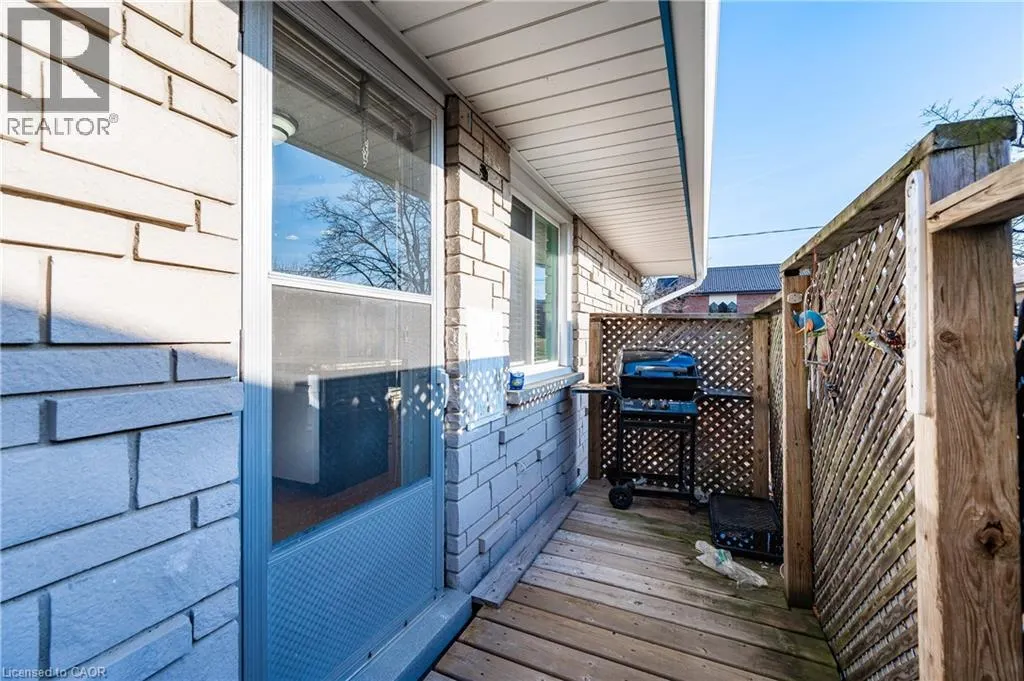 195 VILLAGE Road Unit# UPPER, #UPPER
