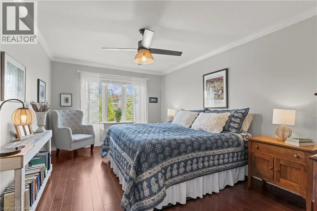 42 ROSE GLEN Crescent