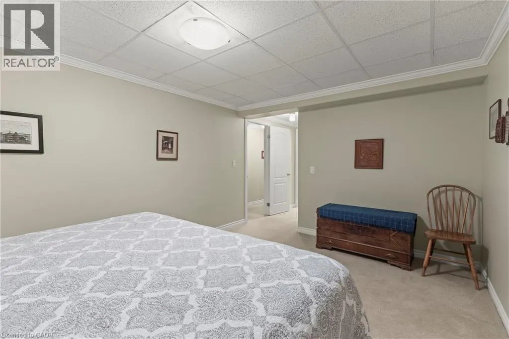 42 ROSE GLEN Crescent