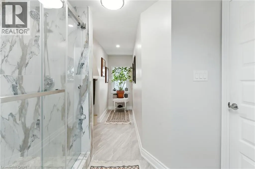 29 SAUER Avenue
