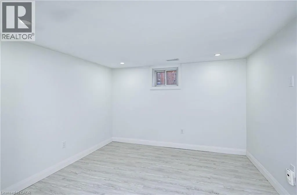 38 BROADVIEW Avenue