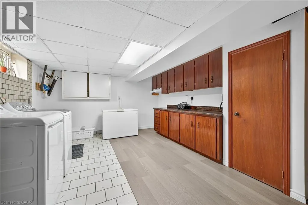 2320 HENDERSHOT Road