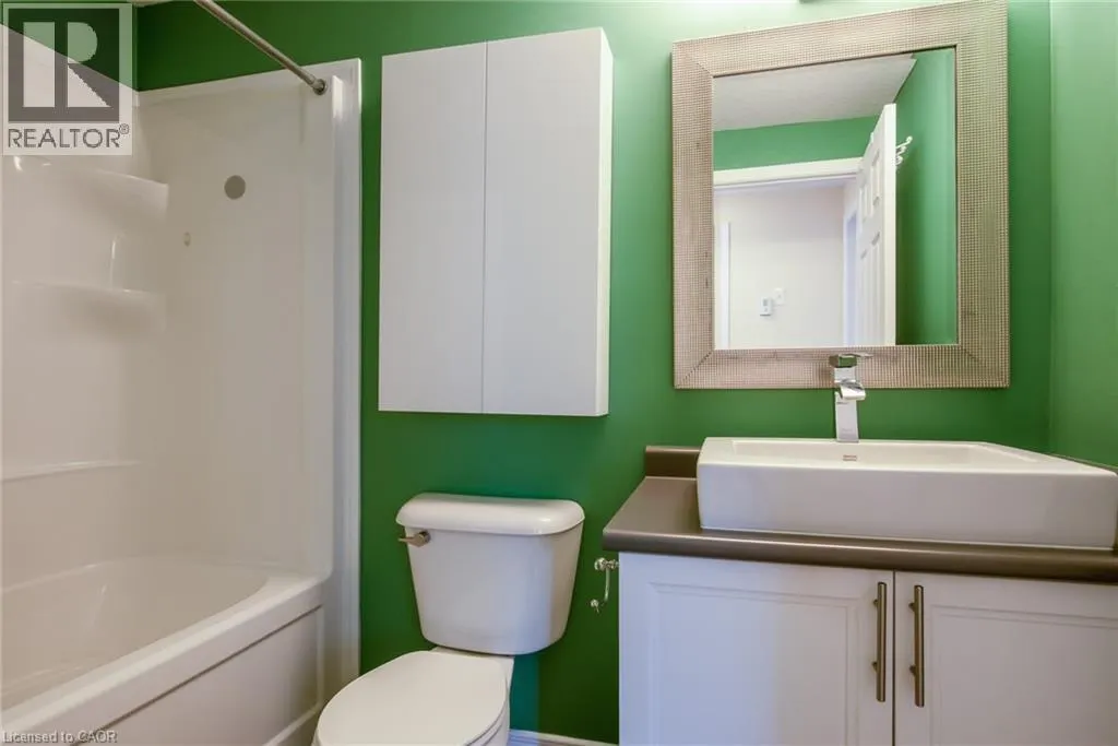230 JESSICA Crescent Unit# D, #D