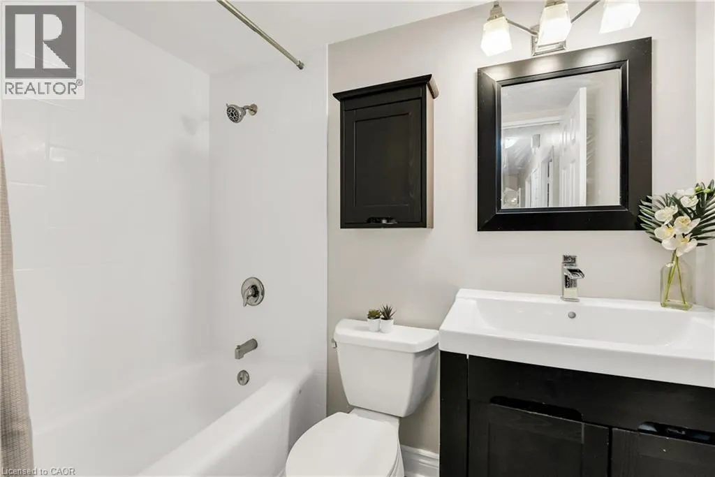 975 WARWICK Court Unit# 508, #508