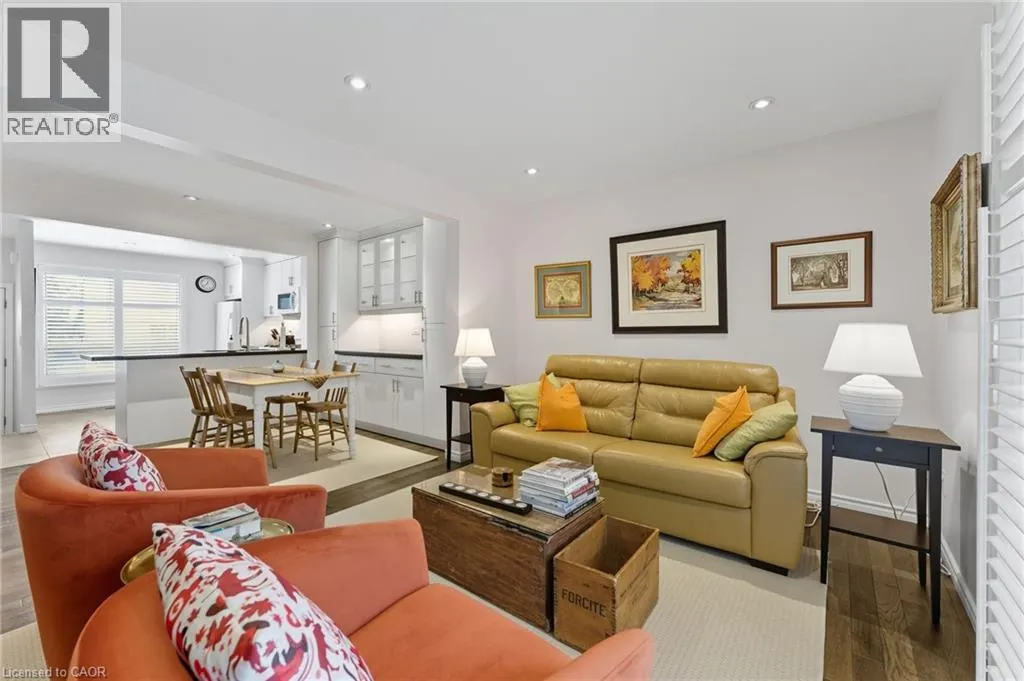 1301 UPPER GAGE Avenue Unit# 34, #34