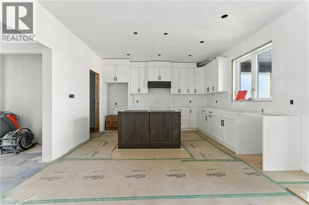 104 OAK Avenue