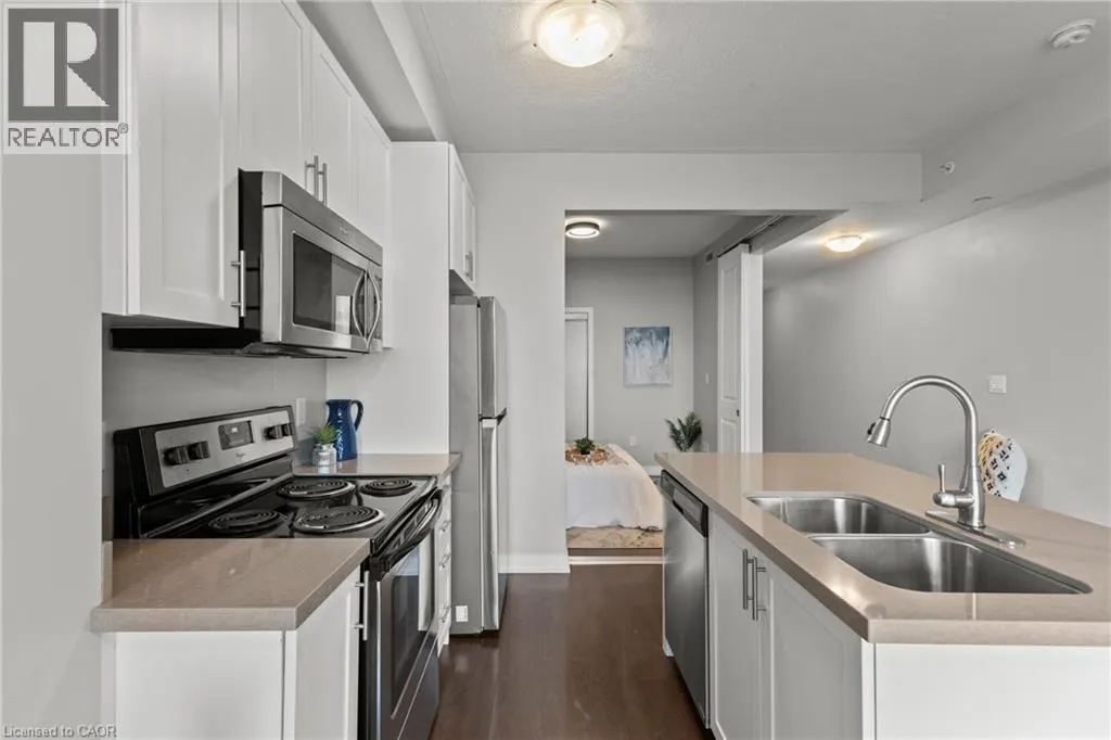 35 SOUTHSHORE Crescent Unit# 230, #230