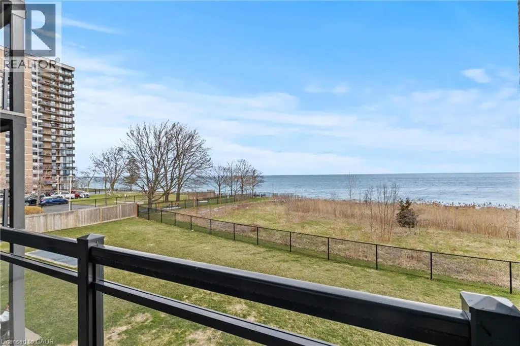 35 SOUTHSHORE Crescent Unit# 230, #230