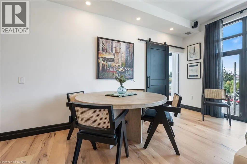 38 HARBOUR Street Unit# 416, #416