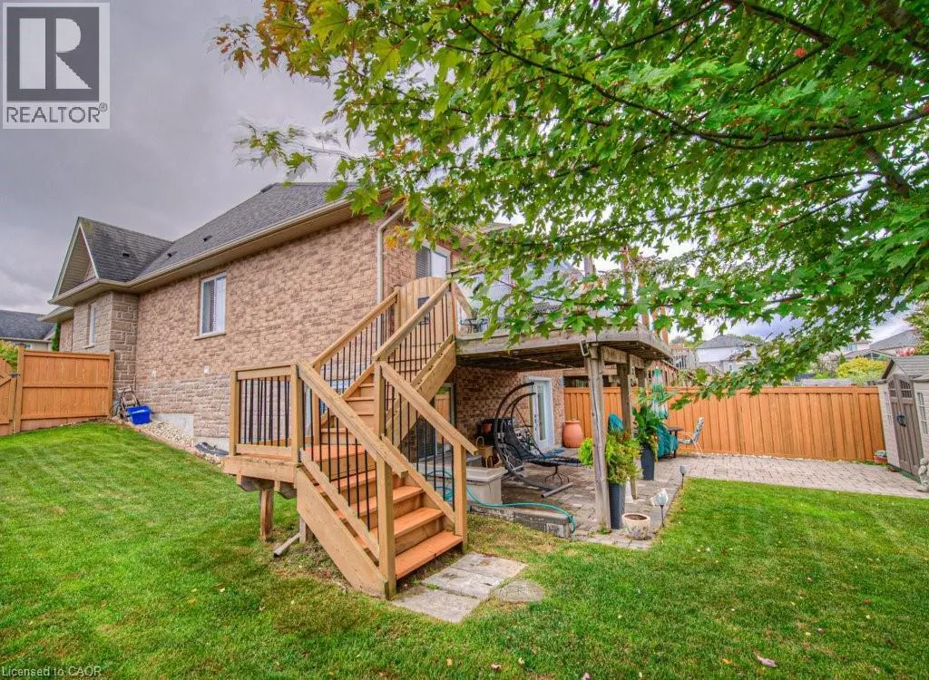 970 ZELLER Crescent