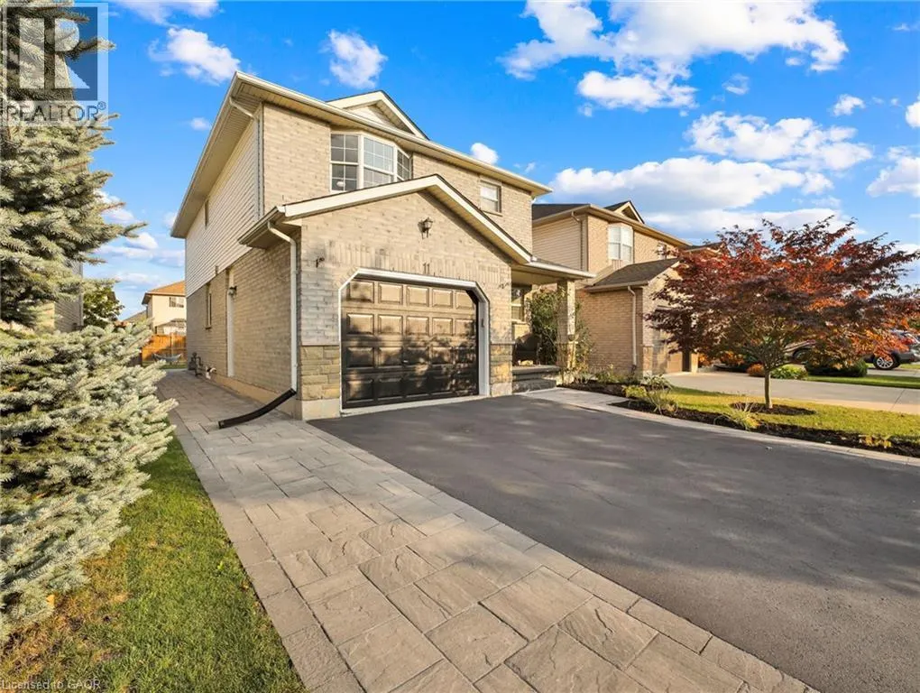 11 WILLOWRIDGE Way