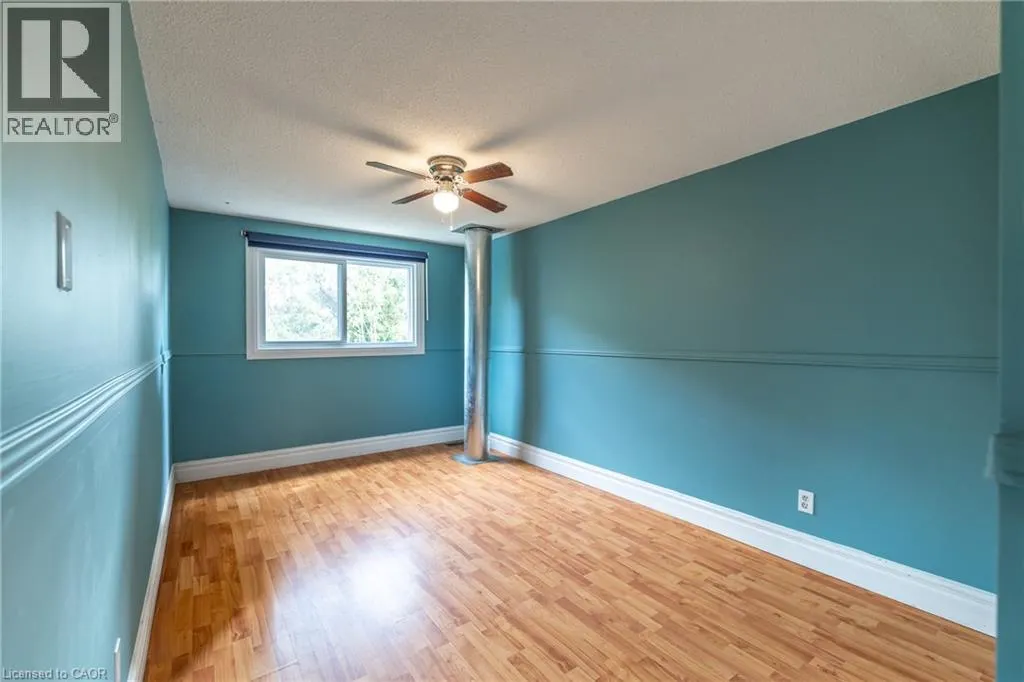 34 WOODRIDGE Drive