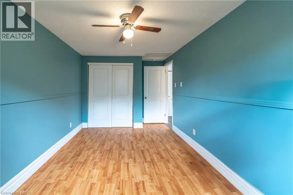 34 WOODRIDGE Drive