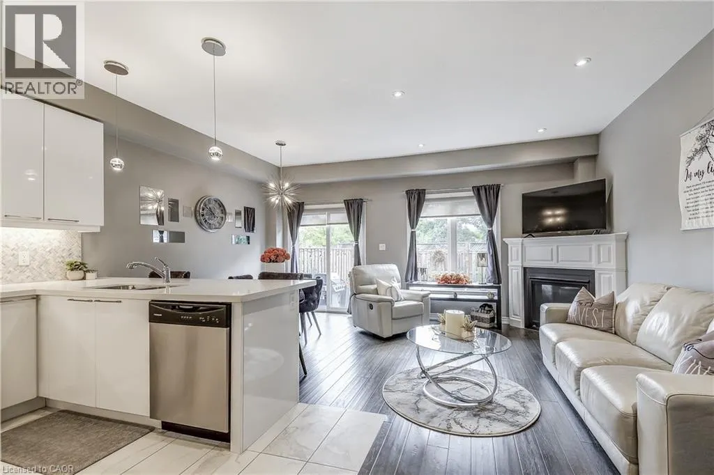21 MADONNA Drive Unit# 30, #30