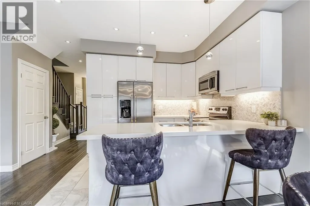 21 MADONNA Drive Unit# 30, #30