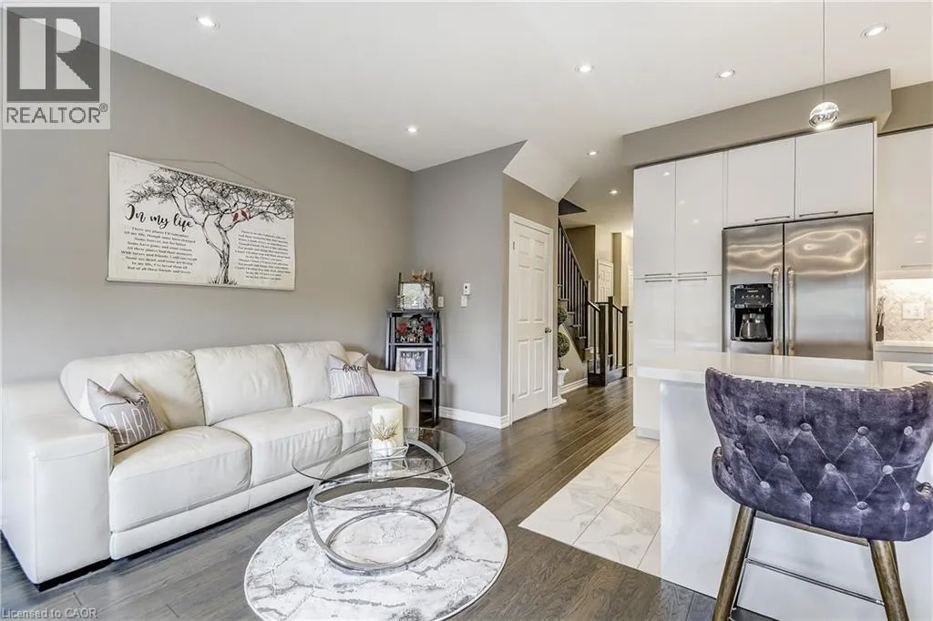21 MADONNA Drive Unit# 30, #30