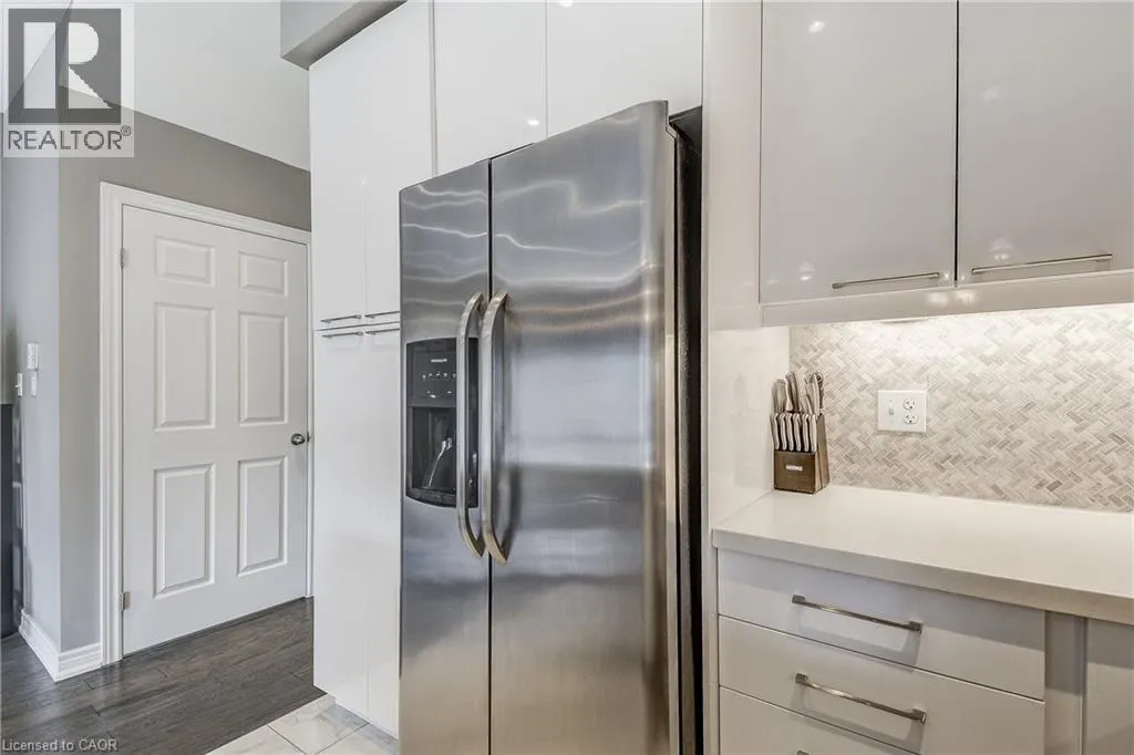 21 MADONNA Drive Unit# 30, #30