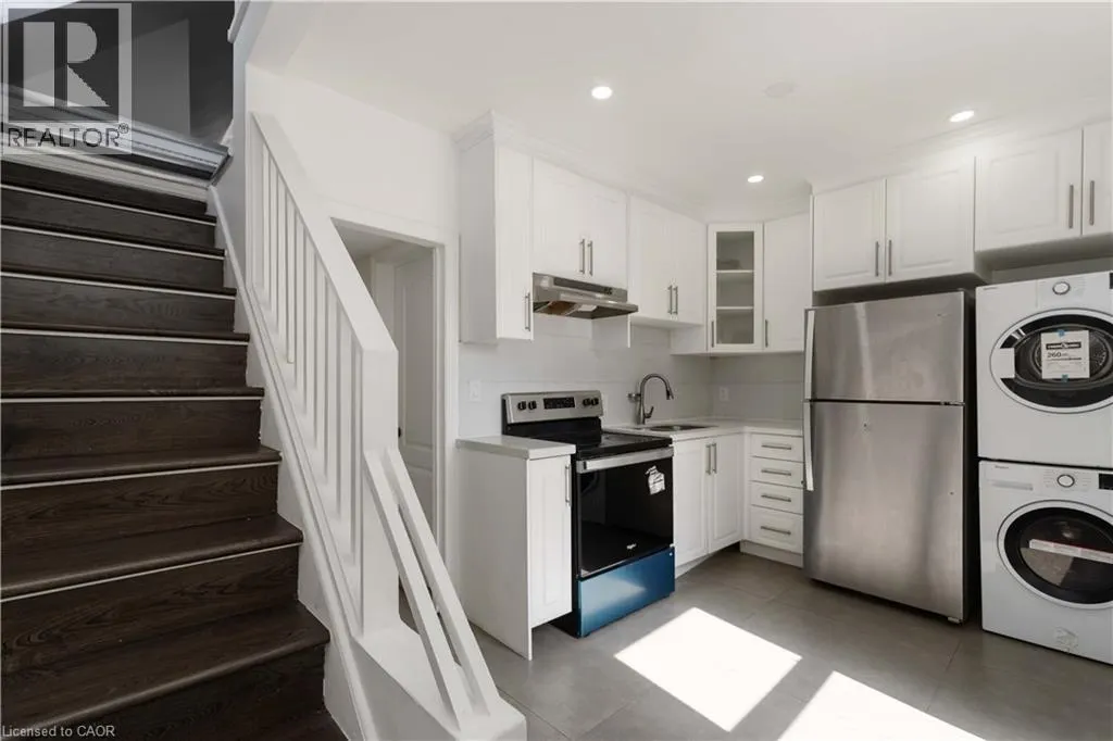 934 BARTON Street E Unit# 2, #2