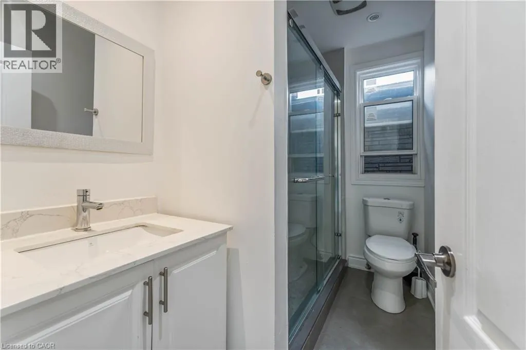 934 BARTON Street E Unit# 2, #2
