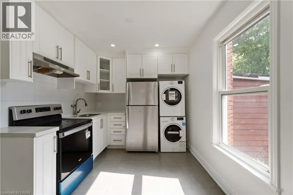 934 BARTON Street E Unit# 2, #2