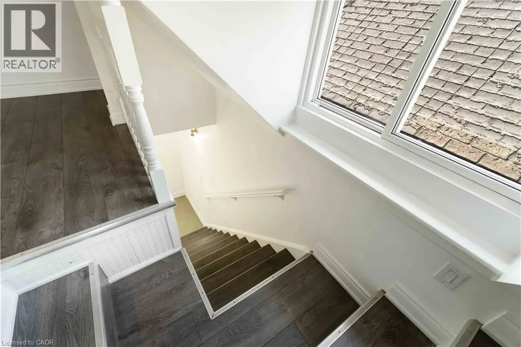 934 BARTON Street E Unit# 2, #2