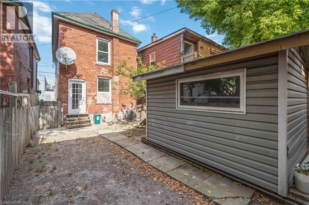 934 BARTON Street E Unit# 2, #2