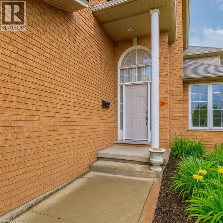 42 HILLGARDEN Drive