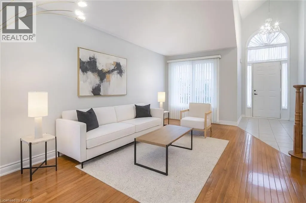 42 HILLGARDEN Drive