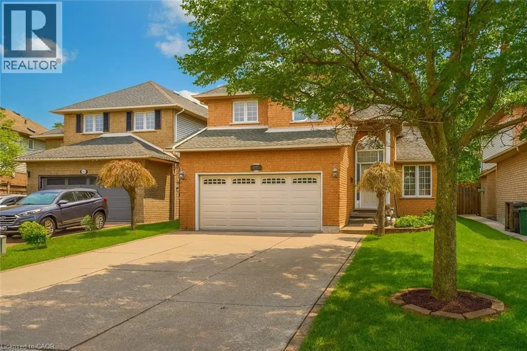 42 HILLGARDEN Drive