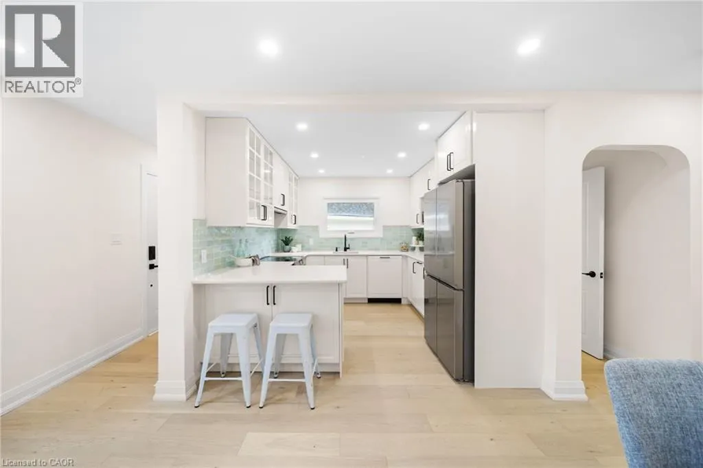 133 INGLEWOOD Drive