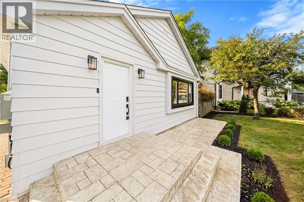 133 INGLEWOOD Drive