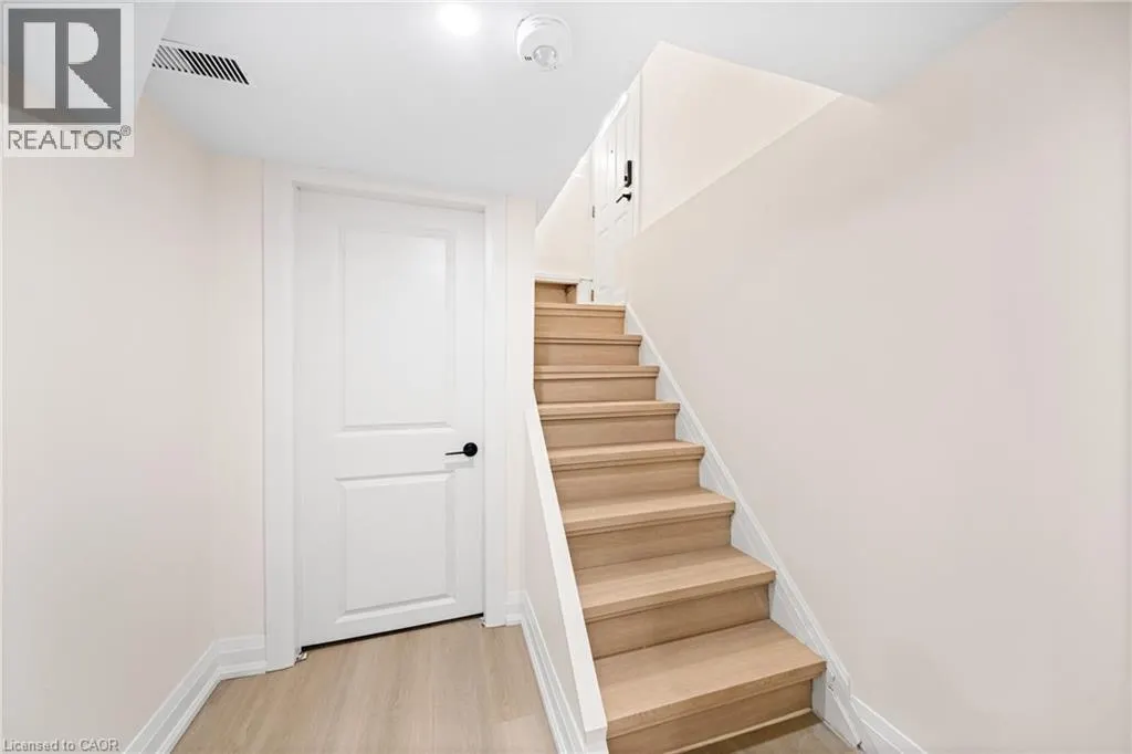 133 INGLEWOOD Drive
